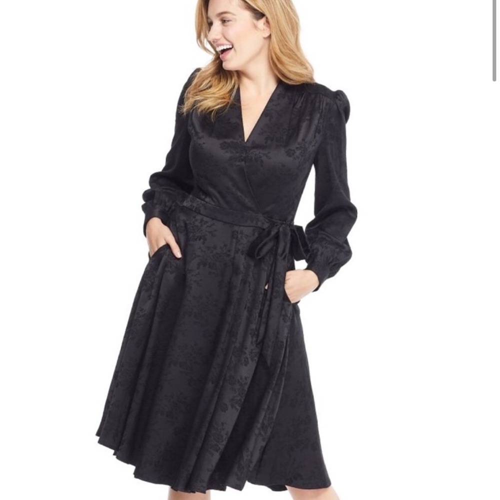 Gal Meets Glam Ivy Bouquet Jacquard Wrap Dress